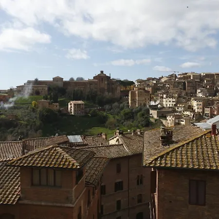 Panoramico San Martino 12 Apartman Siena