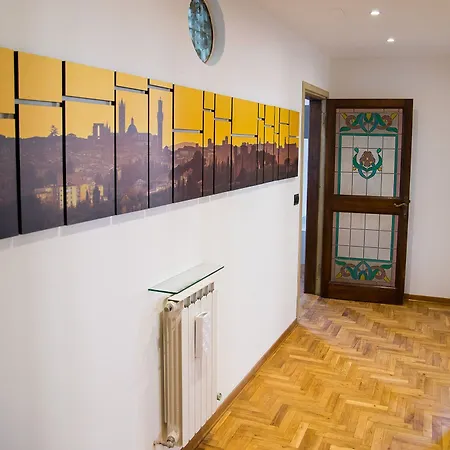 Panoramico San Martino 12 Сиена